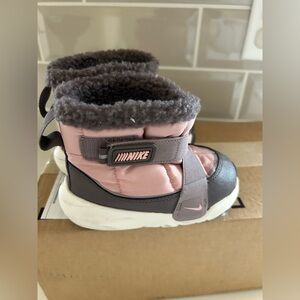 Snow Boots - Toddler 8C